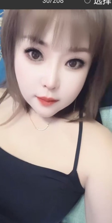人妻感超强的妹子