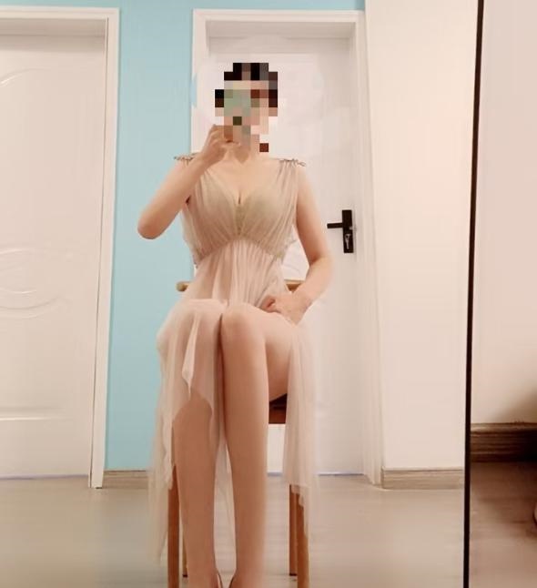个人腿精丝足女王