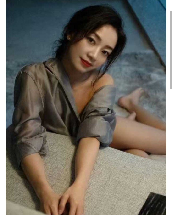 白云大波肤白姐姐-小雅