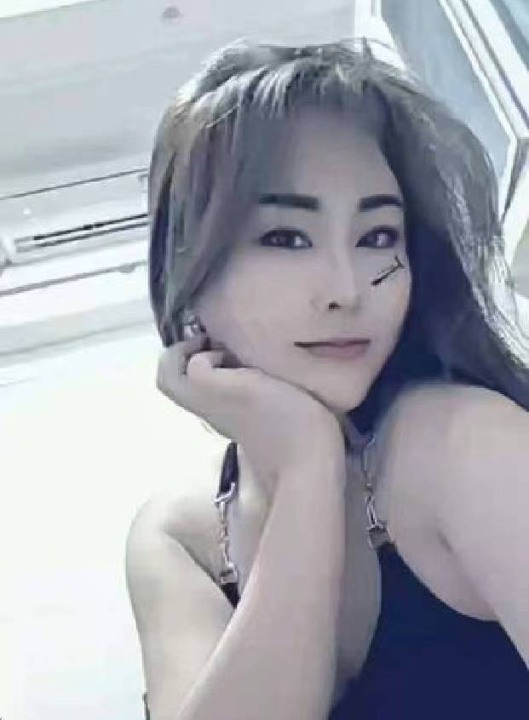 龙岗平湖大胸妹