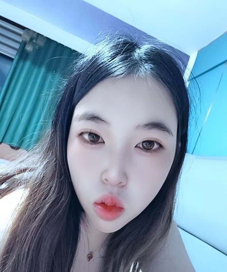爱吃的小姐姐