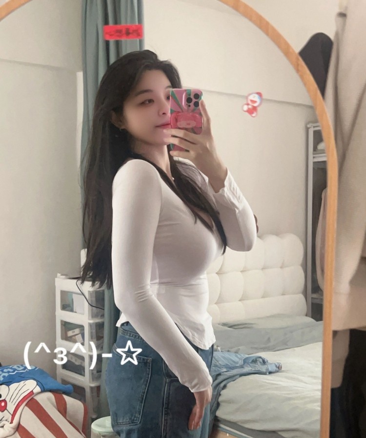 小巧玲珑咪咪大