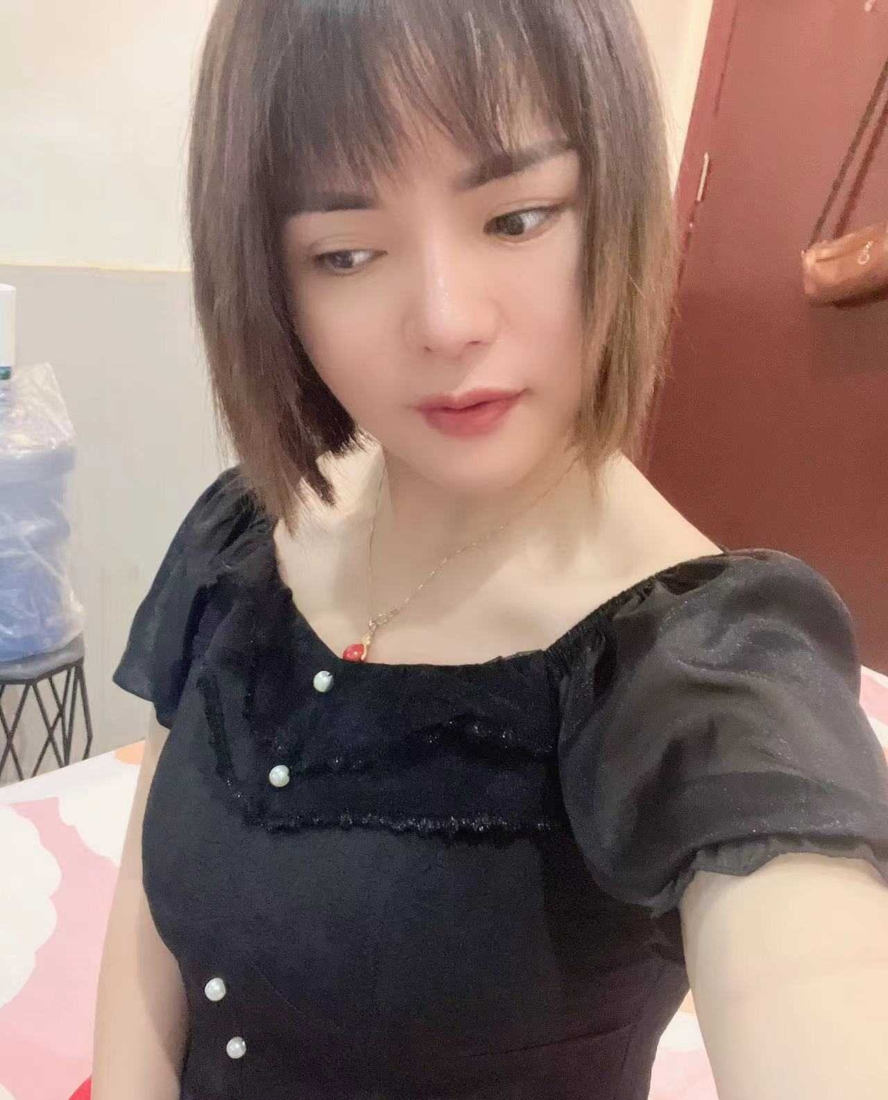 少妇活好水多胸大