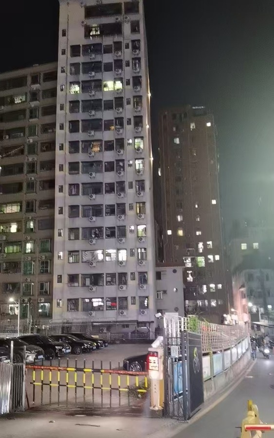 96年的美容美体老师