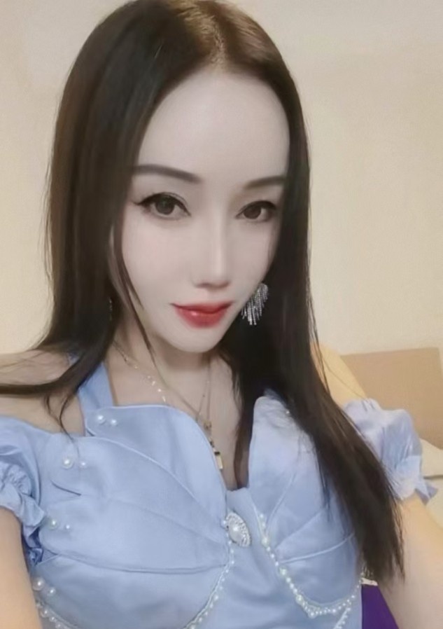 96年的美容美体老师