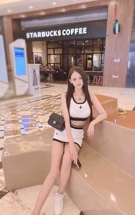 打卡白云贝贝 腿长胸大