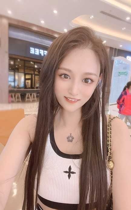 打卡白云贝贝 腿长胸大