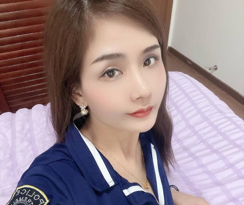 朝阳性感气质骚妹