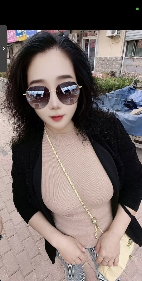 石化路大胸少妇
