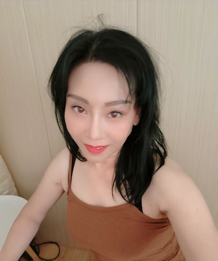 美丽少妇