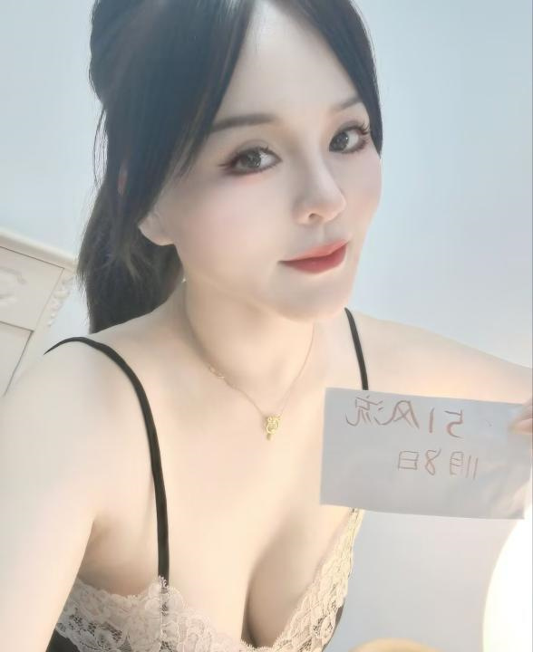 服务系兼职妹