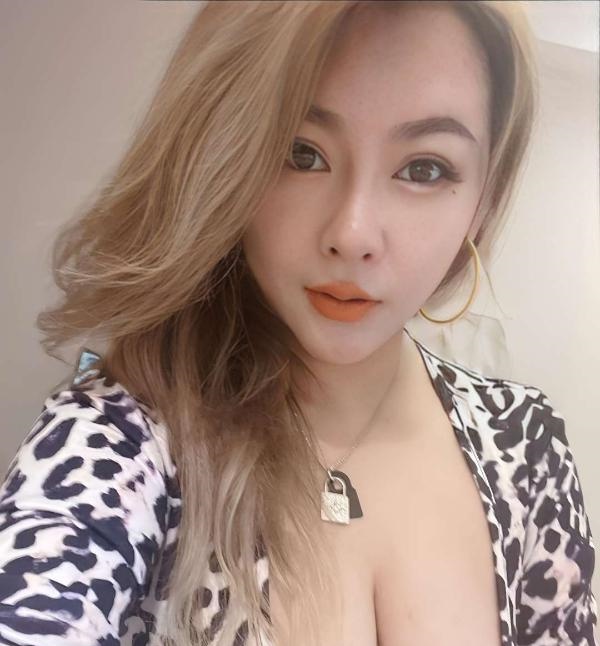毒龙超爽的少妇