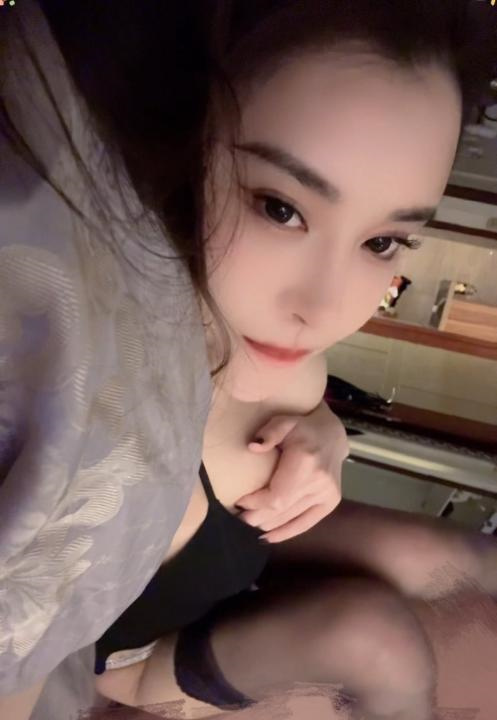 大连长腿美女