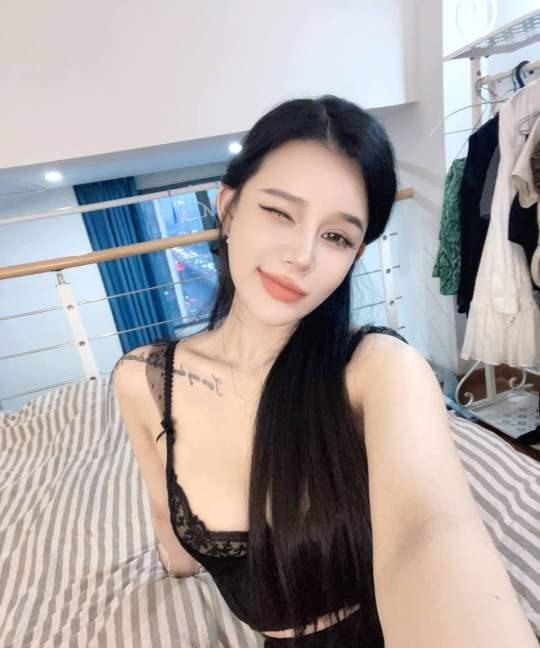 二刷前凸后翘如梦
