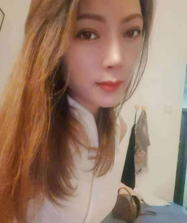 河南岸172长腿依依