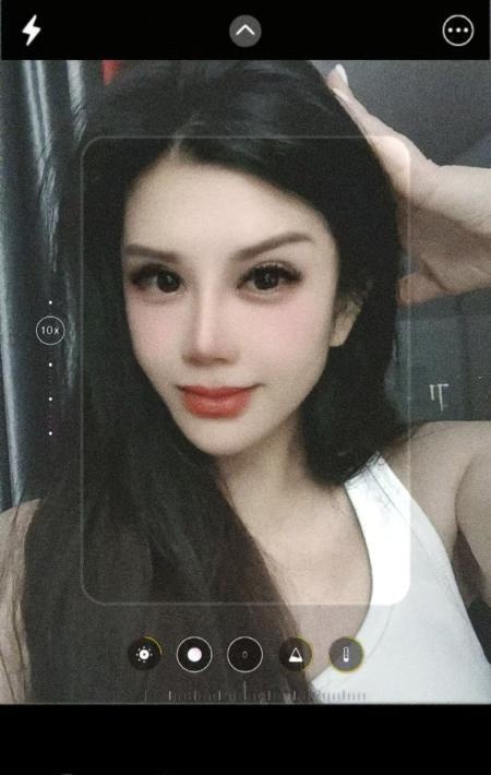 靓丽的混血