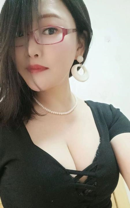 小市中项少妇小玉