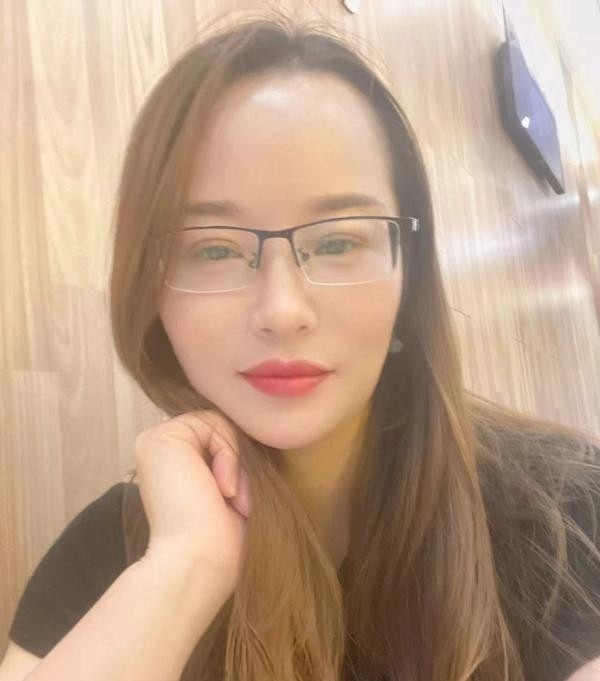 白云琳琳