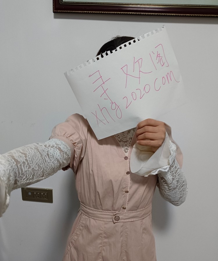 微胖女生最可爱