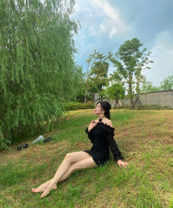 大熊足控美女老师