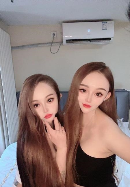 双胞胎姐妹双飞