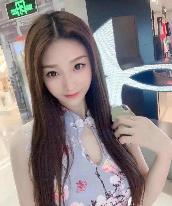 思明颜值身材系小九月
