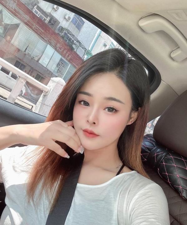 气质骚女娜娜