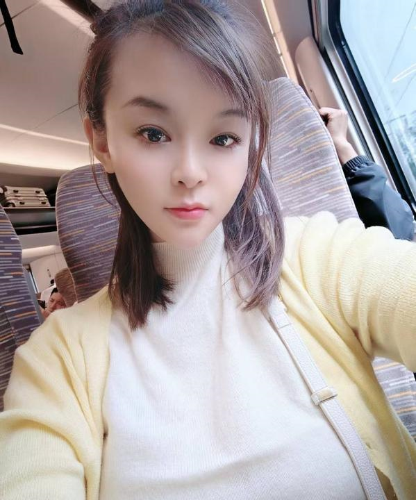 气质服务好骚女
