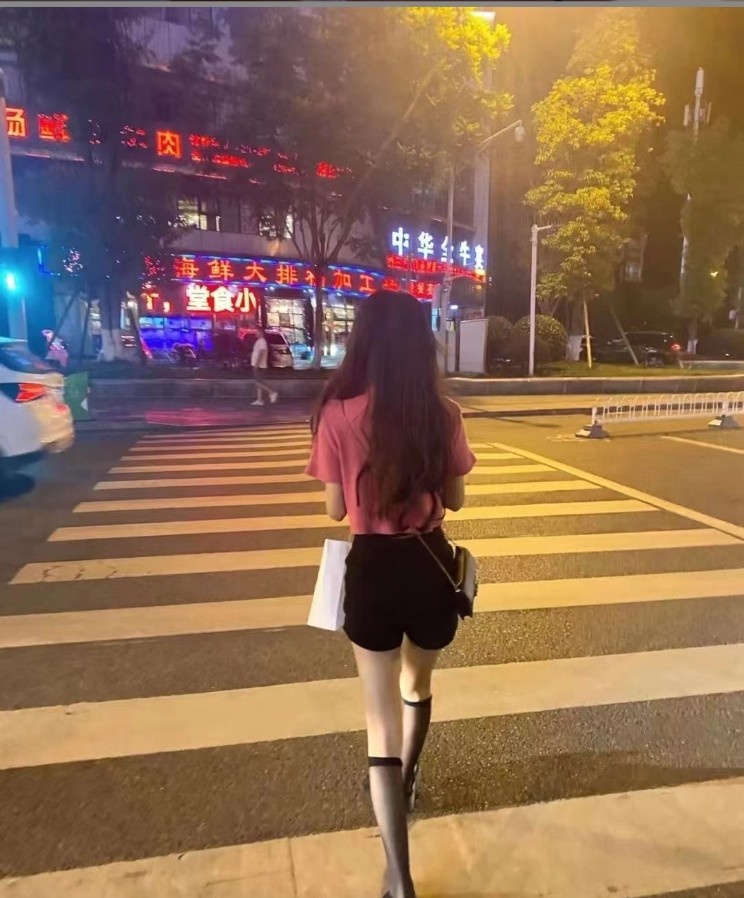 二刷00后大波妹
