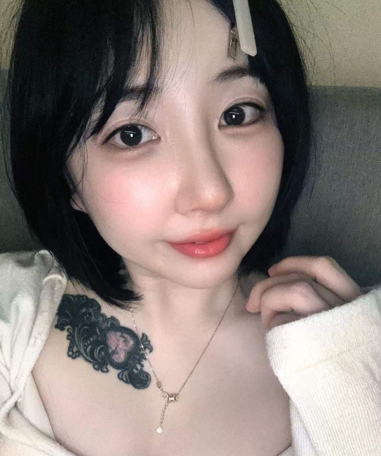 00后刚下海妹子