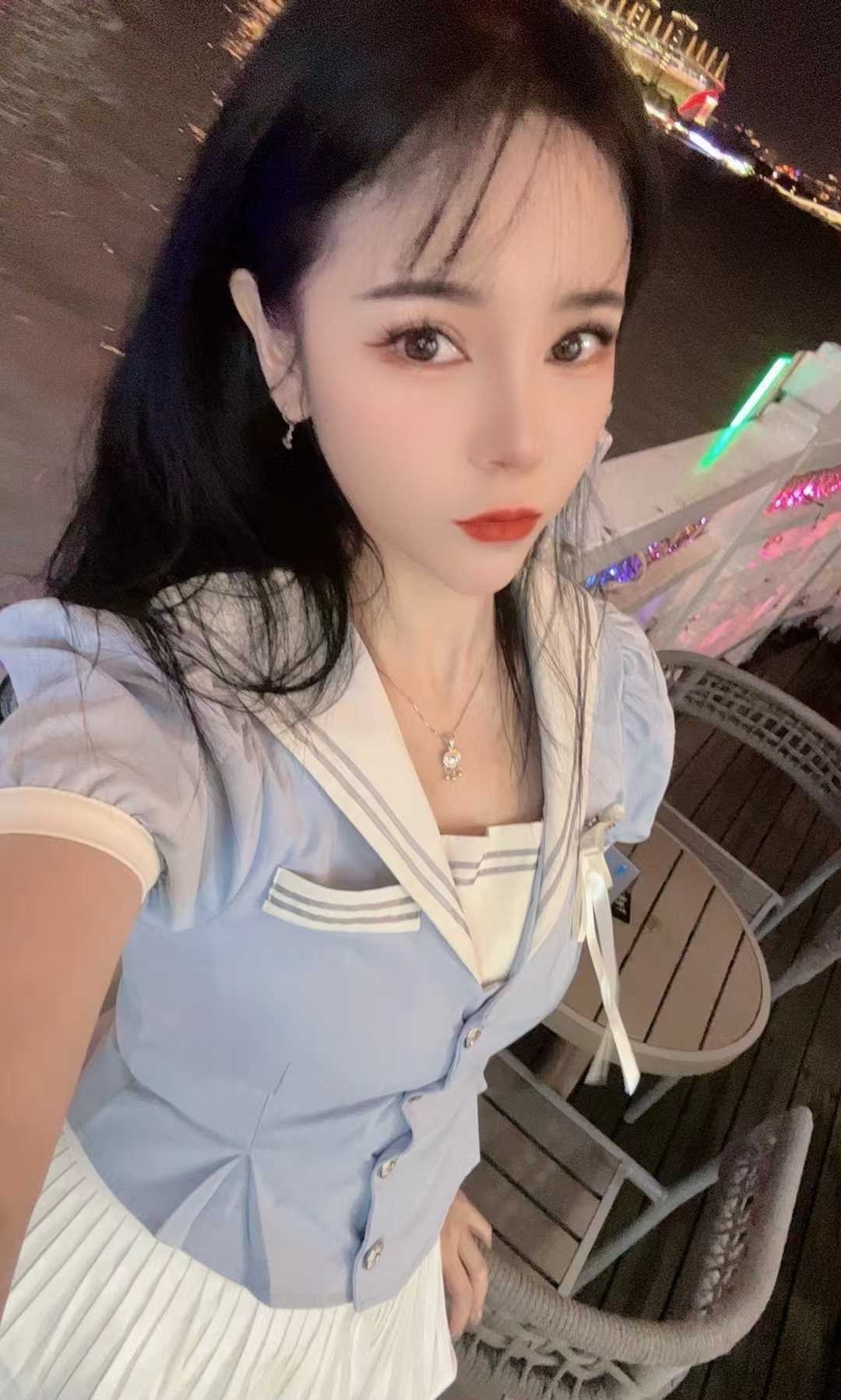 白云性感尤物米儿