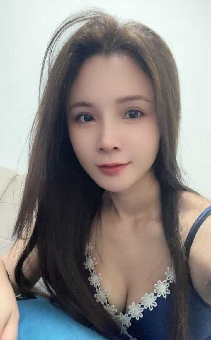 实惠泻火的兰兰