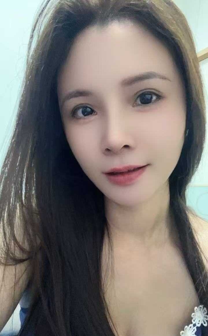 实惠泻火的兰兰