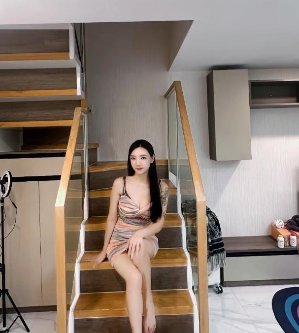 莞式服务美女铭铭