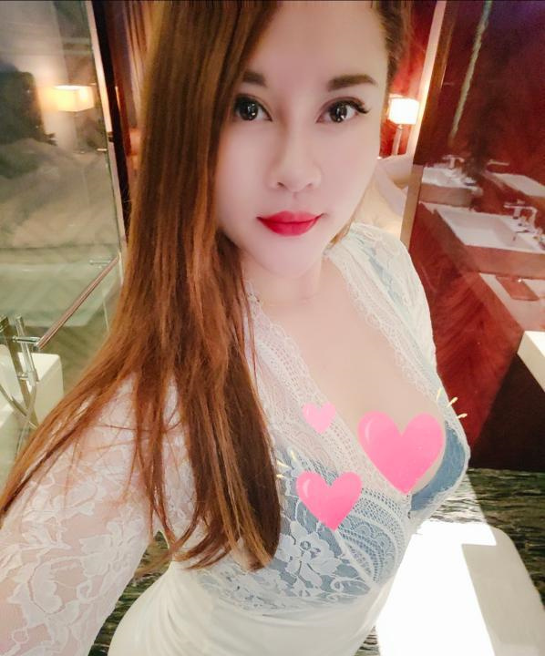 龙华大奶梦露