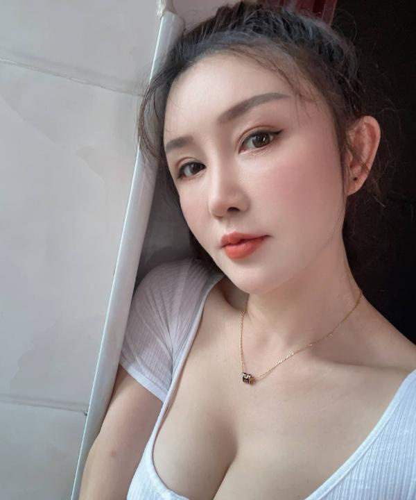 居家大胸米儿