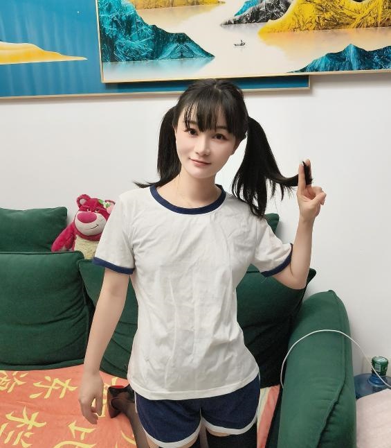 天河萝莉嫩妹朵朵
