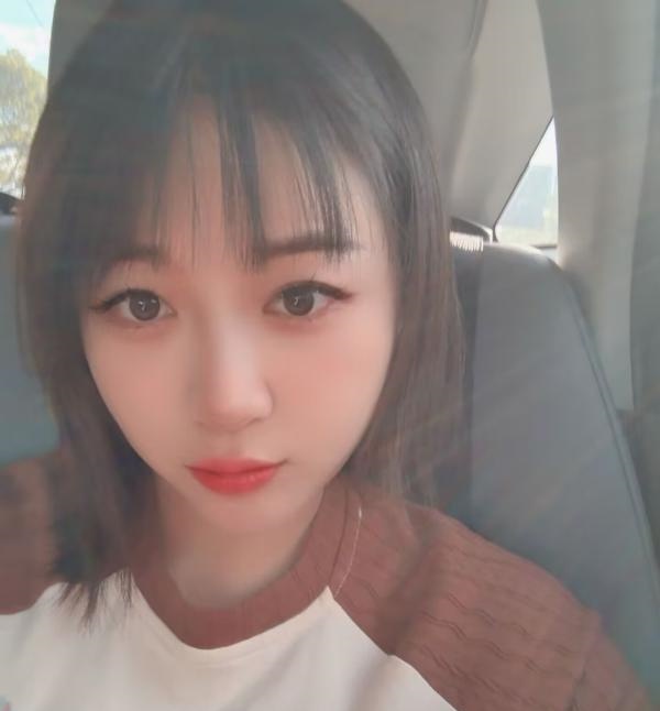 崇川万科附近小姐姐