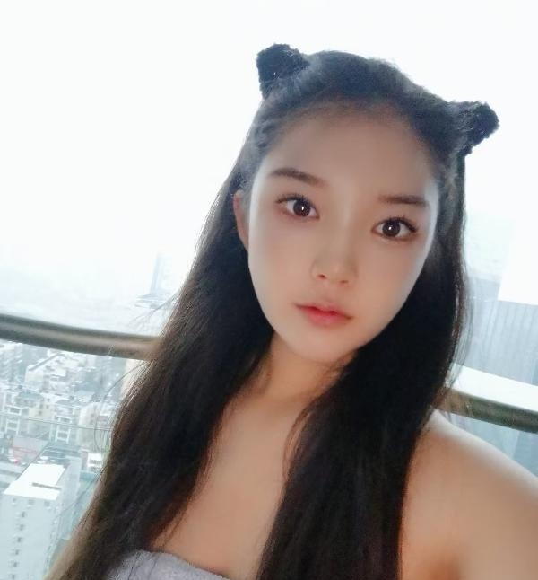 胯下口爆少妇