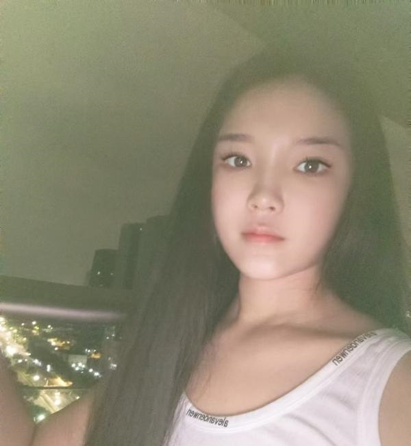 胯下口爆少妇