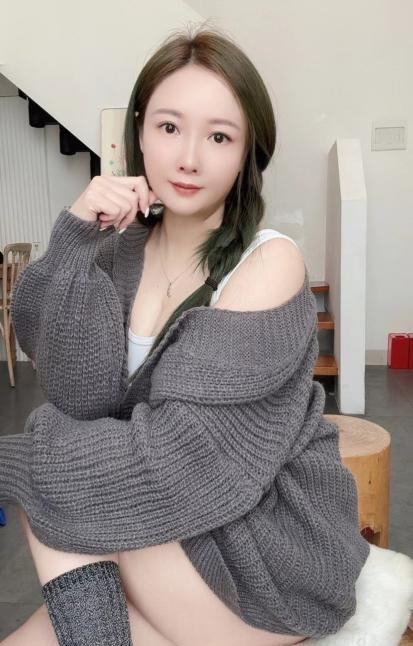 广州大胸少妇泡芙