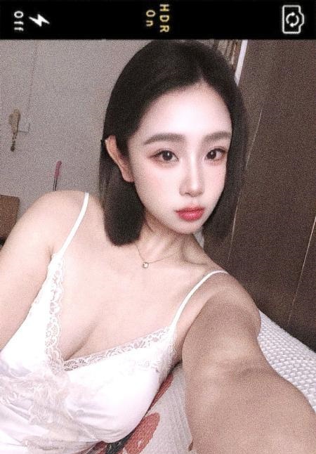 骚中带涩小骚妇