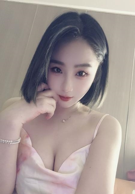 骚中带涩小骚妇