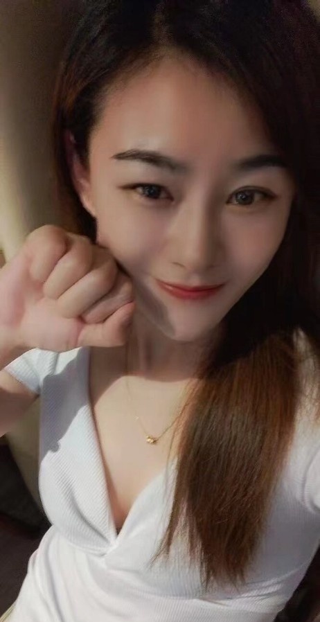 邻家少妇依依