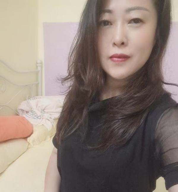 宝安骚货熟女
