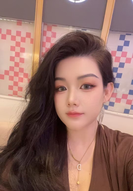 微胖丰满小少妇