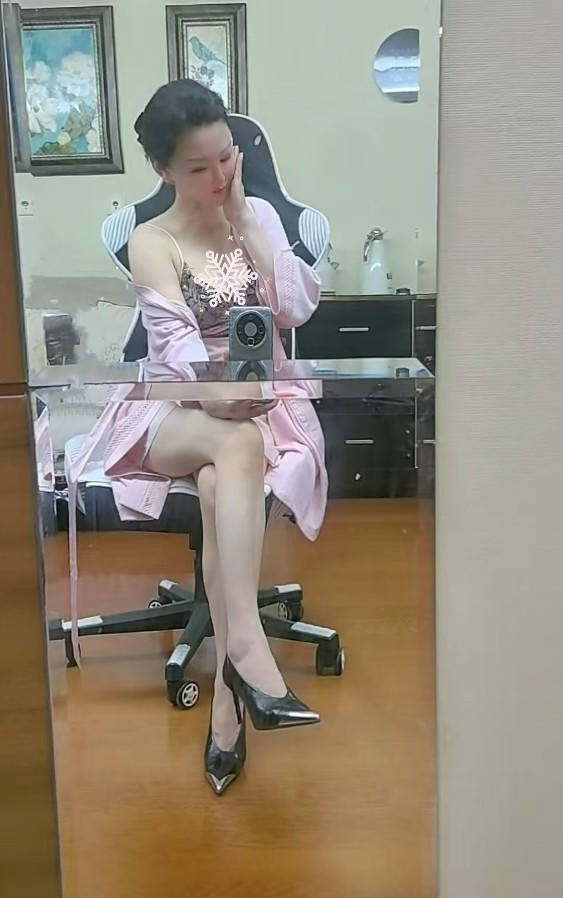白皙活好桃子
