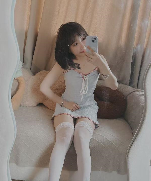 迷人可爱的女孩