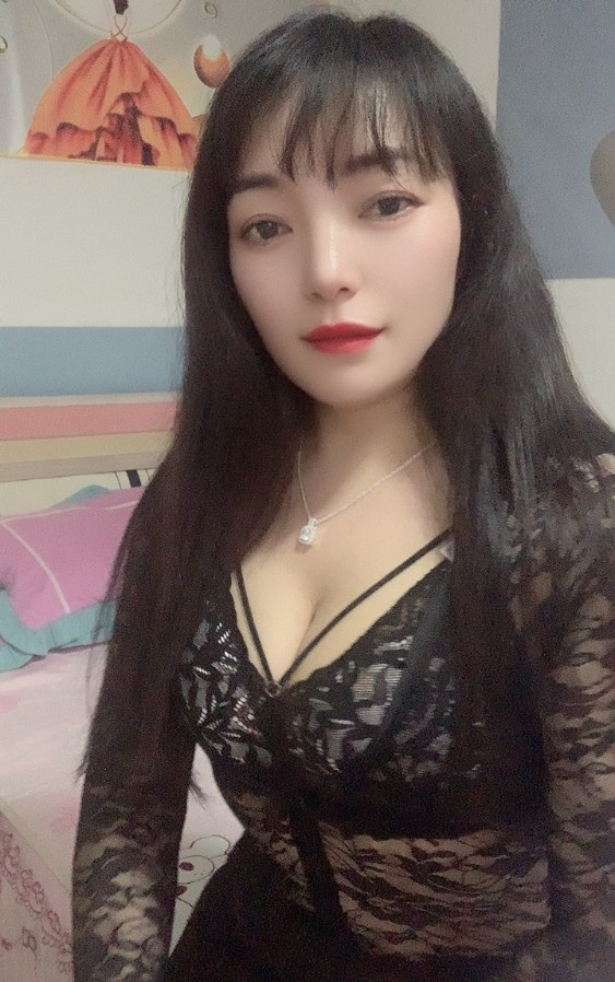 宝安性感少妇三通