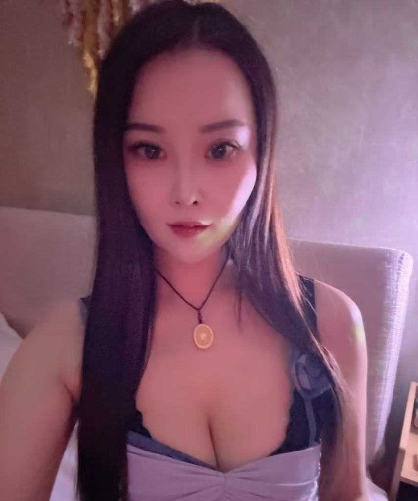 石家庄瓜子脸少妇